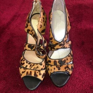 Vince Camuto Size 8 Heels